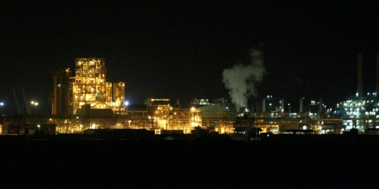 Libya's Brega refinery and oil terminal pictured on March 11, 2014 | AFP