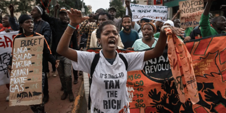 Kenyans protest rising food prices and call for urgent government action in Nairobi in May 2022 | Tony Karumba/AFP via Getty Images