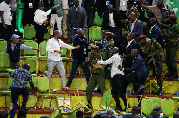 The chaos that erupted at Bomas after 4 IEBC officials disowned their chairman, Chebukati's results | Photo Courtesy