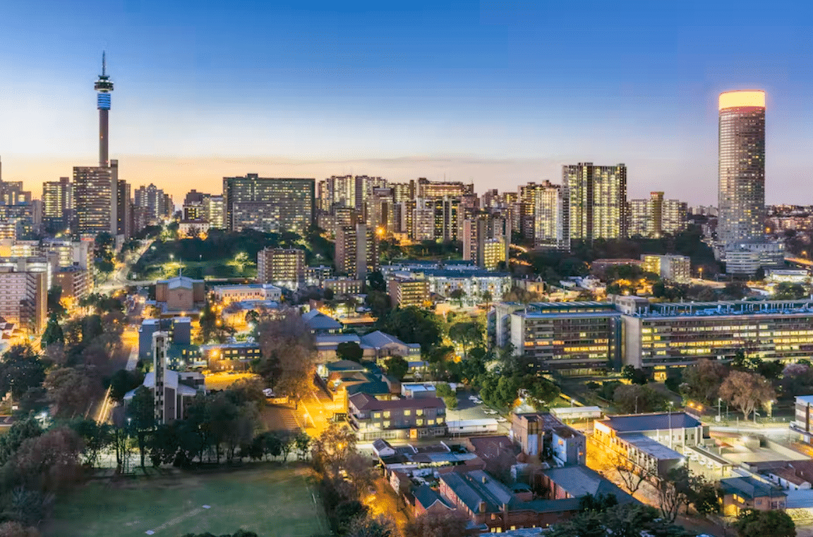 Johannesburg cityscape panorama sunset |  THEGIFT777/GettyImages