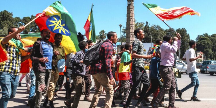 People Carry Amhara Flags And Ethiopian National Flags To Stand In Honor Of The Ethiopian Army In The Tigray Conflict, Addis Ababa, Ethiopia, Nov. 17, 2020. (Afp Photo)