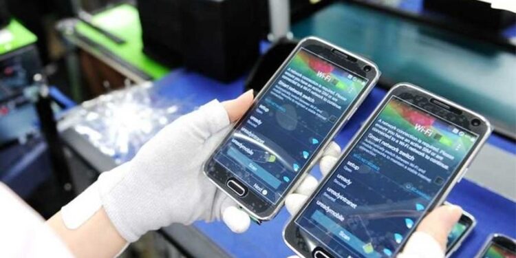 President Ruto says Kenyan made smartphones will be the cheapest in Africa.Photo/Courtesy