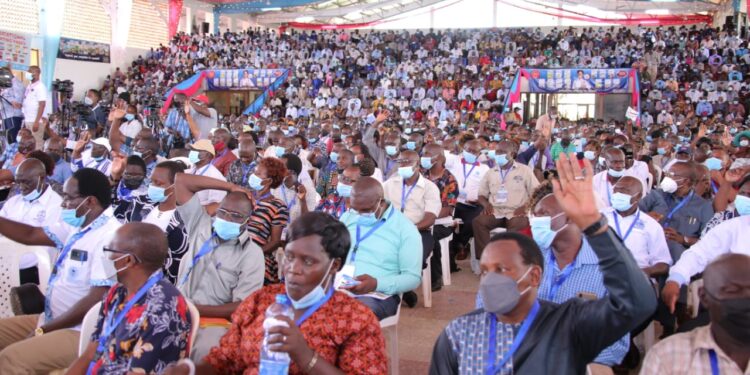 Kenya primary school heads at a past annual general meeting.KNUT is supporting the plan to abolish boarding primary schools.Photo/Courtesy