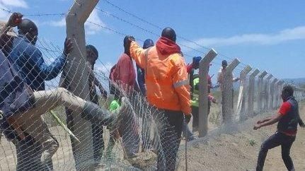 A section of the youths who were repulsed by police on Thursday, March 30 while invading Kedong Ranch in Narok which is linked to former President Uhuru Kenyatta.PHOTO/COURTESY
