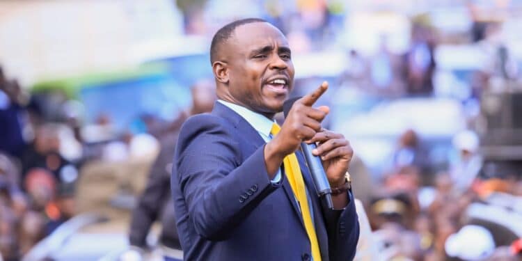 Tensions flared in Kakamega on Saturday, 24 May, as violent confrontations broke out ahead of a scheduled Democracy for the Citizens Party (DCP) rally.