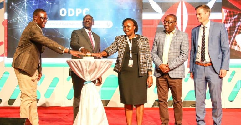 Kenyans warned against WorldCoin.