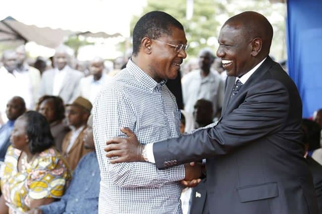 Moses Wetangula tells off Uhuru after police raid.