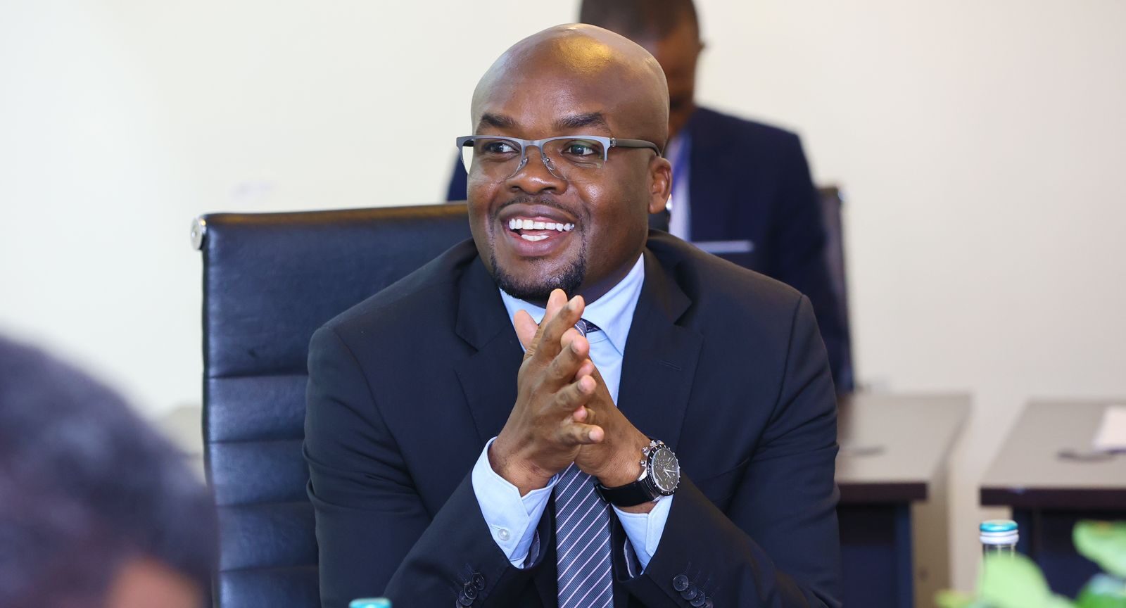 Raymond Omollo has criticized the ODM party Police
