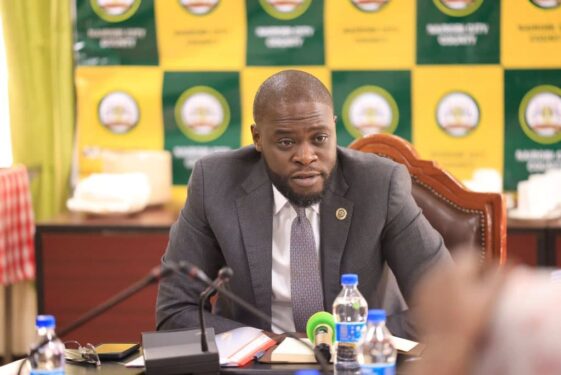 Nairobi County Governor Johnson Sakaja addresses a past meeting at City Hall, Nairobi.