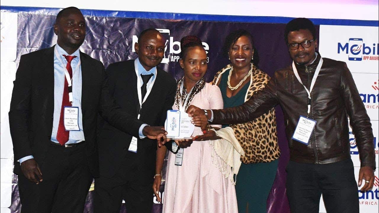 Crystobol App Wins Award for Best Credit Score Monitoring App