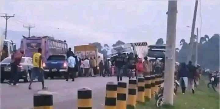 A photo taken from an accident scene along the Kericho Highway in Lodiani.