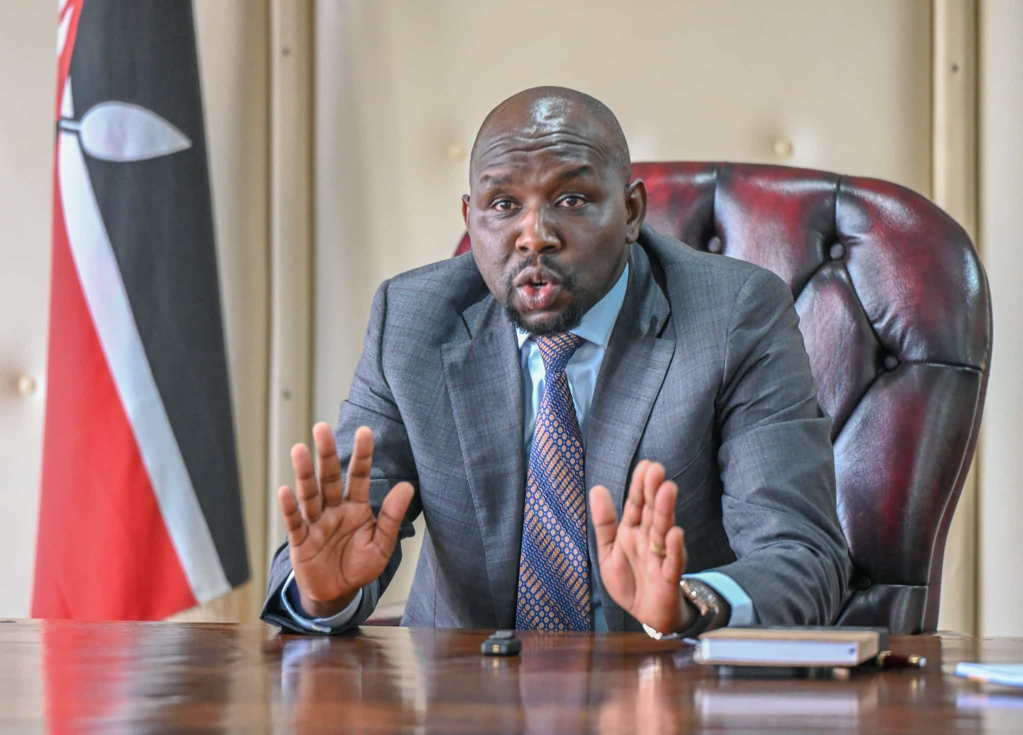 Ruto and Murkomen launched a rail line yesterday. floods