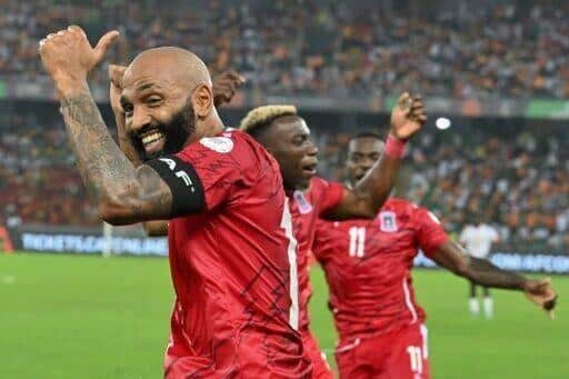 Equatorial-Guinea-captain-Emilio-Nsue-L-celebrates-his-second goal-against-Ivory-Coast.