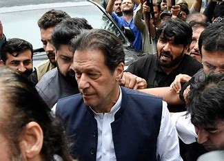 Former Pakistan Prime Minister &Amp; Wife Jailed For Over 10Yrs