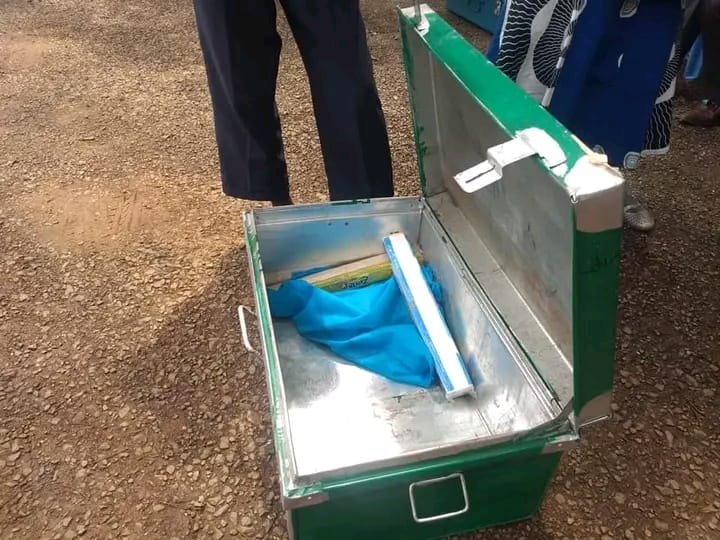 A photo of the bar soaps and box Levis Otieno had carried during his admission.
