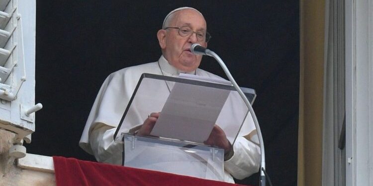 Pope Francis Calls for Ban on Women Carrying Pregnancy for Other Women