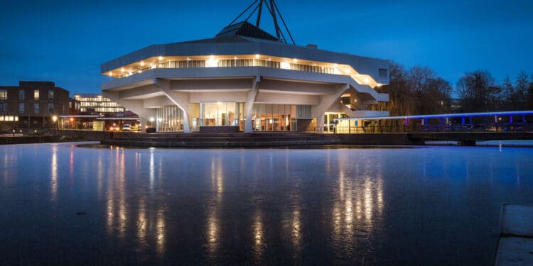 University Of York Lowers Entry Grades For Foreign Students