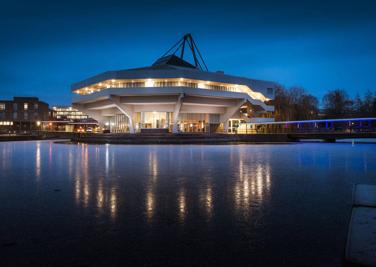 University of York Lowers Entry Grades for Foreign Students