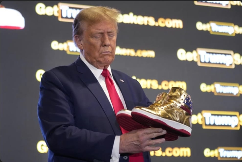 Trump + Sneaker