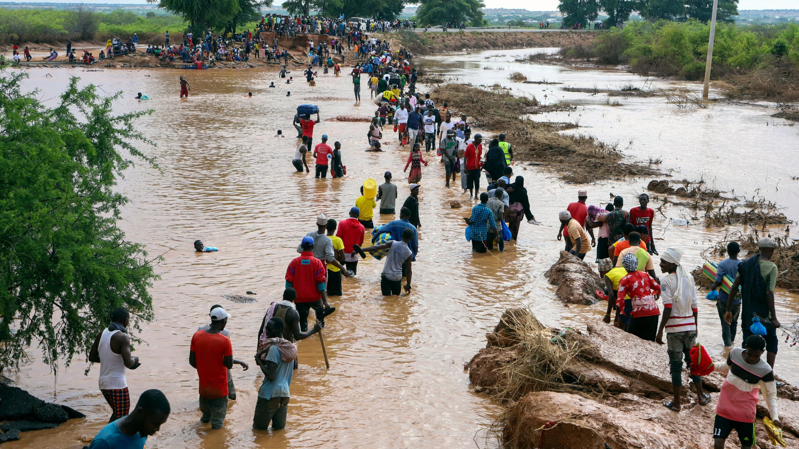 World Met Department Predicts El Nino & Extreme Temperatures