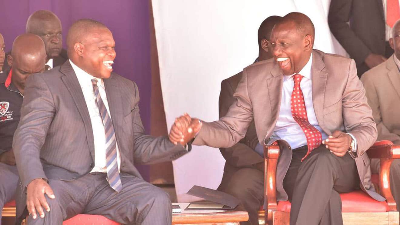Deputy President William Ruto with Kisii deputy governor Joash Maangi during a tour of Tabaka Mission Hospital in Kisii County. PHOTO/DPPS
