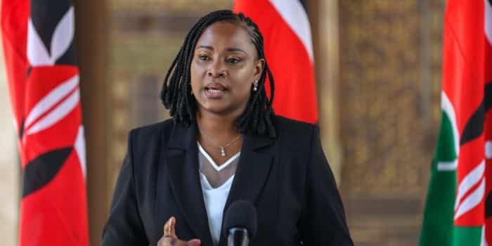 Kanze Dena