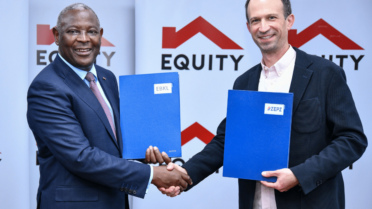 Zepz CEO, Mark Lenhard (Right) and Equity Group Managing Director and CEO, Dr. James Mwangi, (left) during the renewal of a partnership between Zepz. Phot/Equity.
