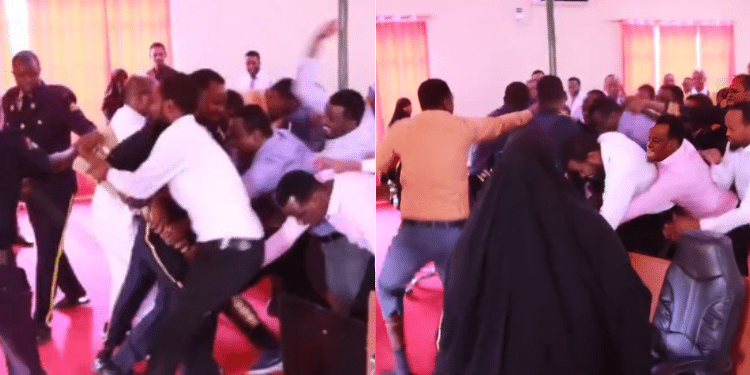 Wajir MCAs wrestle the sergeants-at-arms to grab mace. PHOTO/screengrab.