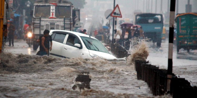 Over 200 Kenyans Being Evacuated After River Kibuon Burst Its Banks
