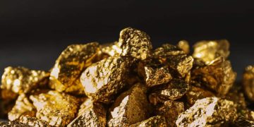 Safe Gold Extraction Method Could Transform E-Waste Recycling
