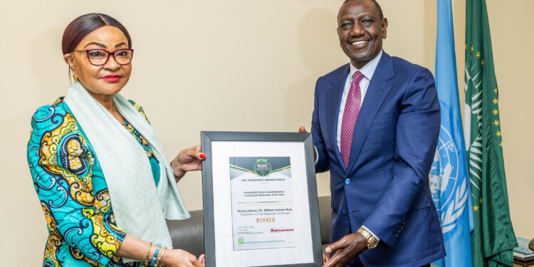 President William Ruto awarded the 2024 Presidential Green Industrialisation Investment Statesman of the Year Award. PHOT/PCS.