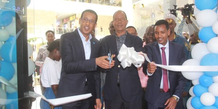 From Left: Director of Book Life School Uniform Abdikarim Hassan, Kamukunji Member of Parliament Yusuf Hassan and Somalia ambassador to Kenya Jabril Ibrahim Abdulle. PHOTO/Abdirahman Khalif.