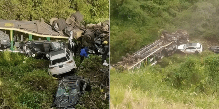 Scene of the overturned trailer. Photo/ Sikika