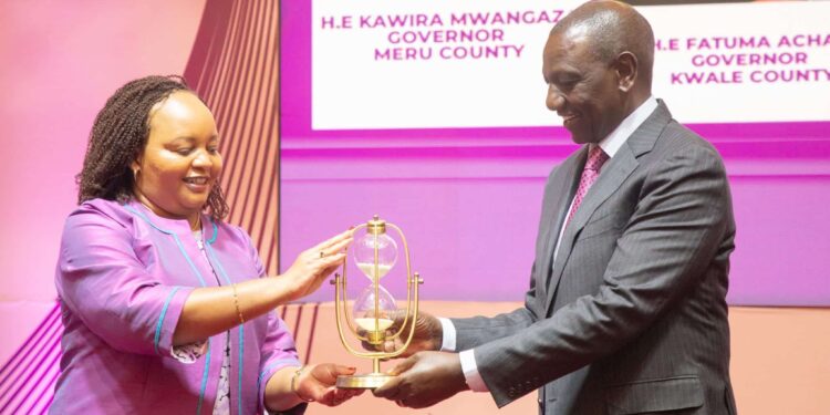 President William Ruto and Kirinyaga Governor Anne Waiguru during women leaders’ caucus. PHOTO/PCS.