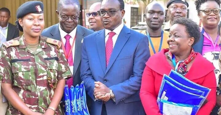 Education CS Julius Migos Ogamba oversees the distribution of the KCSE papers at KNEC’s Container at the Kibra Deputy County Commissioner's Offices. PHOTO/ Ogamba X.