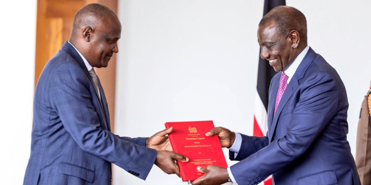 President William Ruto with Treasury CS John Mbadi during the Ministerial Performance Contract Signing at State House on November 19, 2024.PHOTO/Treasury X.