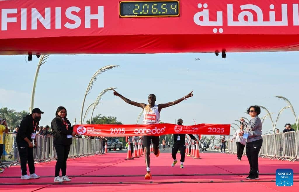 Barnabas Kiplimo Wins Khon Kaen Marathon Wearing Sandals