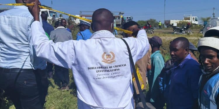 Body of an unidentified man has been found dumped at Kitengela Junction.