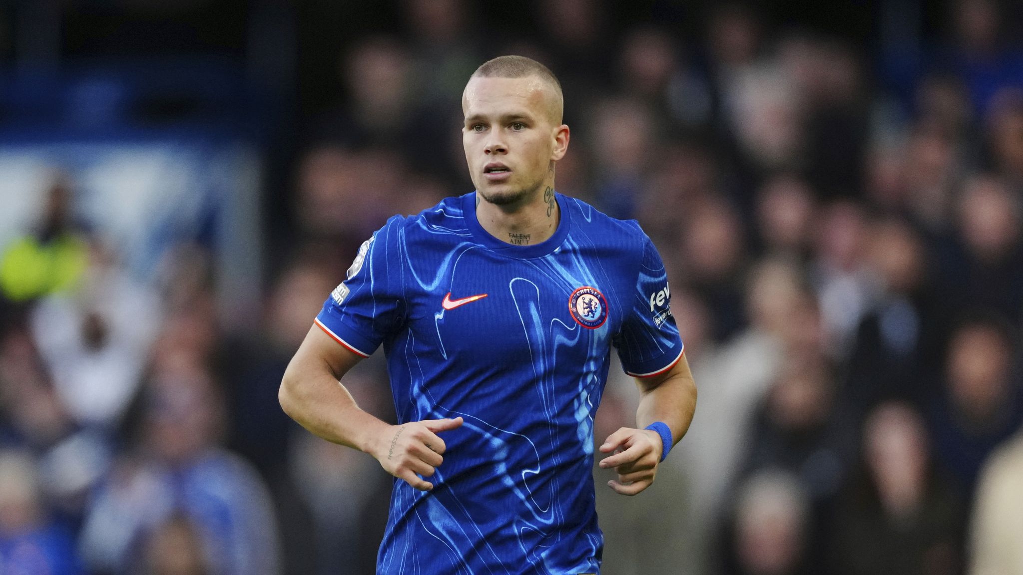 Chelsea's Mykhailo Mudryk during the English Premier League soccer match between Chelsea and Newcastle at Stamford Bridge in London, on Oct. 27, 2024. (AP Photo/Dave Shopland, File)