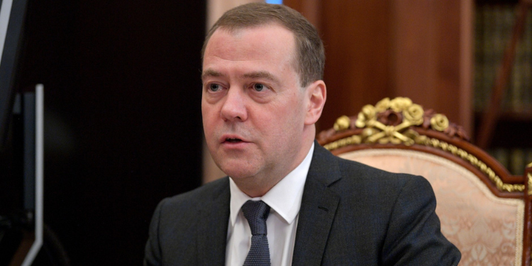 Russia Lashes Out at Trump Over U.S. Return to Arms Supply 