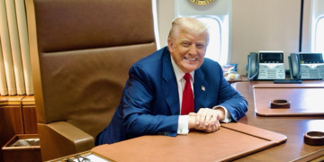 President Donald J. Trump Boards Air Force One On July 29, 2025. Photo/White House.