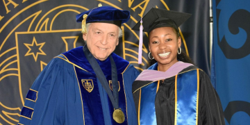 Lisa Bukhala (Right) Receiving The Leon Battista Alberti Award By The University Of Notre Dame. Photo/Ku