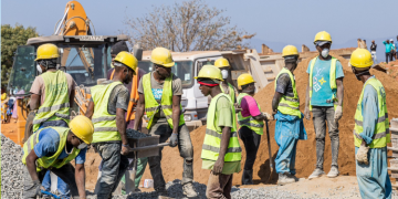 Workers Engaged In The Construction Of 400 Fresh Produce Markets In 2025 Photo/Pcs