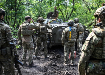 Ukrainian Army Launches Offensive Just Hours After Trump-Putin Summit