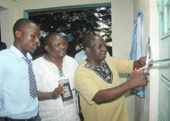 Siaya County Assembly Clerk Felix Olwero (Centre) With Seme Mp James Nyikal At A Past Function.