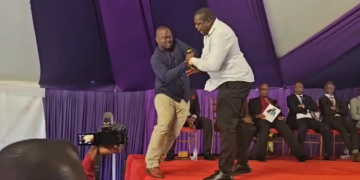 Drama As Uda And Odm Mps Exchange Blows At Kisii Funeral