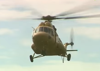 A Photo Of Aircraft Carrying The Body Of Raila Landing At Mamboleo Grounds.