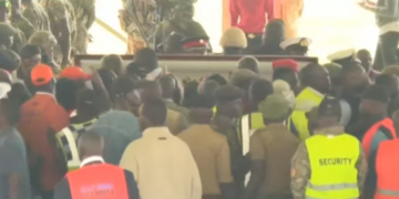 A Photo Of Kneyans Viewing The Body Of Raila Odinga At Mamboleo. Photo/Citizen