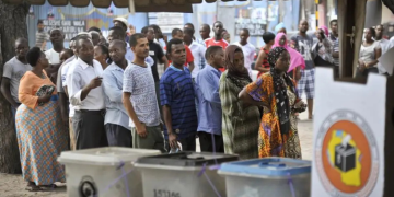 Live Blog: Protests Break Out In Tanzania During General Election A Photo Showing Tanzanians Standing In Line, Ready To Cast Their Votes.photo/Human Rights Watch