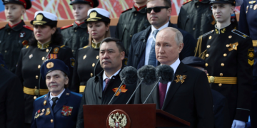 Putin Cornered As China Cuts Off High-Precision Machine Tools